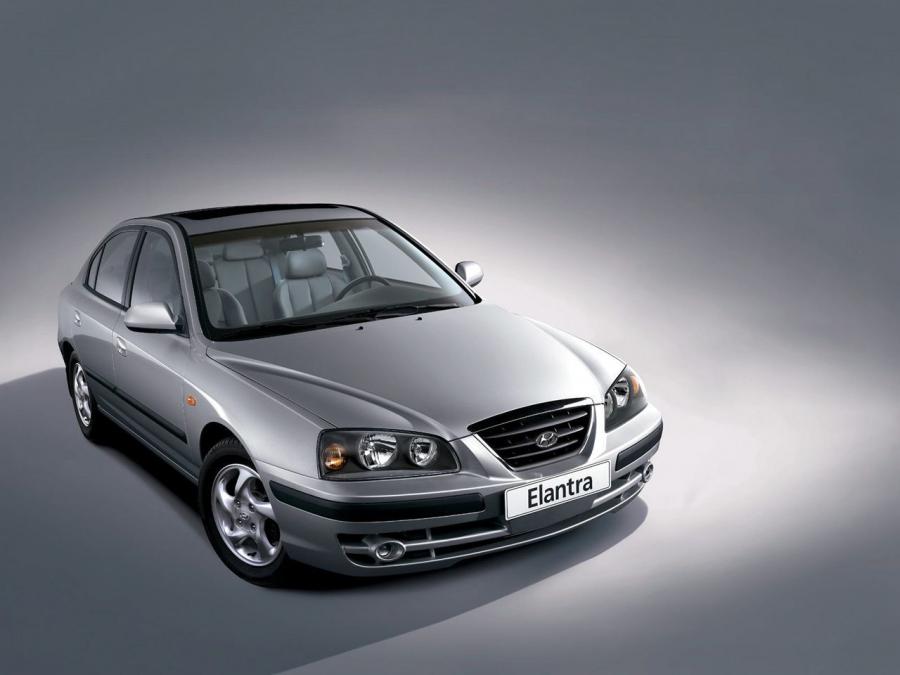  Hyundai Elantra Sedan 2003 года  (фото 5 из 15)